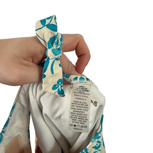 Johnny Was Ellyo Twist One Piece Floral Swimsuit Boho Vacation Beach Womens XL - Picture 8 of 8